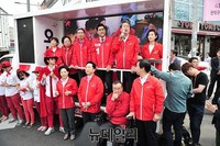 [포토] 총력유세에 돌입한 새누리당