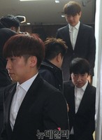 [포토] 기자회견장 나서는 옹달샘