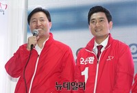 [포토] 오신환 후보 지지 호소하는 오세훈 전 시장