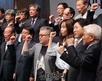 [포토] 김형석-김이나 '새로운 통일 노래 만든다'