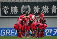 [K리그] 성남戰 후반전 시작하는 FC서울 선수들