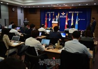 [포토] 정례 브리핑하는 국방부 김민석 대변인