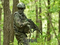 [영상] 조난된 조종사 '항공구조사'가 반드시 구한다