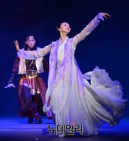 [포토] 창작춤극 신시, 웅녀의 요염한 몸짓