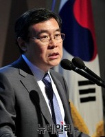 [포토] 연사로 나선 이일형 한국대외경제정책연구원장