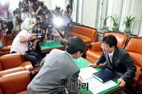 [포토] 공무원연금법 막바지 협상 나선 여야 원내대표