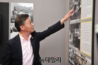 [포토] 도끼 만행사건 설명하는 홍용표 통일부 장관