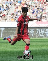 [포토] 슛 날리는 FC 서울 박주영 선수