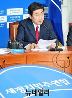 [포토] 발언하는 새정치민주연합 이종걸 원내대표