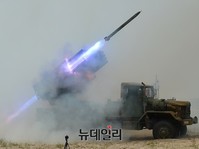 [포토] 합동해상사격, 불뿜는 130mm 다련장