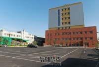 [포토] 메르스로 텅빈 평택성모병원 주차장