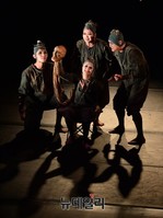 [포토] 햄릿을 위한 진혼굿, 연극 '노래하듯이 햄릿'