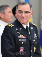 [포토] 국방부 찾은 스카파로티 美연합사령관