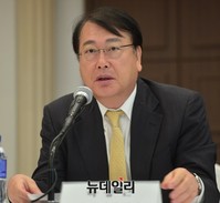 [포토] 발언하는 하동근 협의회 회장