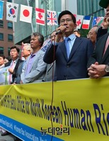 [포토] 유엔인권기구 서울사무소 축하하는 김문수 위원장