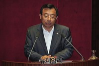 [포토] 반대 토론 나선 새누리당 이정현 의원