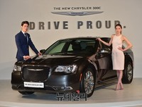 [포토] 뉴 크라이슬러 300C 국내 출시