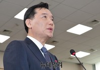 [포토] 발언하는 김현웅 법무부 장관 후보자