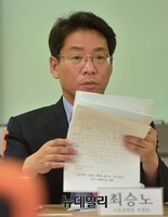 [포토] KBS 역사왜곡 보도, 발제 맡은 최승노 부원장