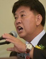 [포토] 인사말하는 한영진 대책위원장