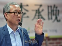 [포토] 6.25 대북첩보와 군사대비 강연하는 남정옥 박사