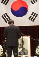 [포토] 이승만대통령 50주기추모식, 추모사하는 김무성 대표