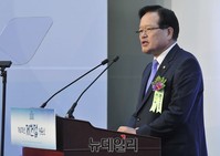 [포토] 제헌절 기념식 축사하는 정의화 국회의장