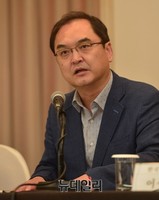 [포토] 임금체계 토론회, 발언하는 이장원 소장