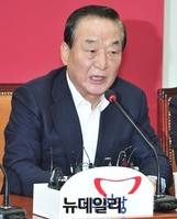 [포토] 발언하는 서청원 최고위원