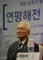 [포토] 윤두호 故윤영하 소령 부친