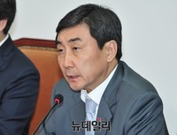 [포토] 발언하는 새정치민주연합 이종걸 원내대표
