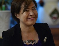 [포토] 북콘서트 참석한 이애란 박사