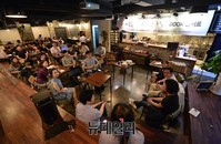 [포토] '내 마음속 자유주의 한 구절' 북콘서트 개최