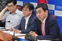 [포토] 발언하는 새정치 이종걸 원내대표