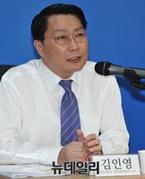 [포토] 자유경제원 세미나 참석한 김인영 교수