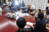 [포토] 새정치민주연합 여성의원들 만난 정의화 국회의장