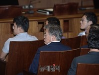 [포토] 한명숙 유죄, 대법원 찾은 문재인 대표