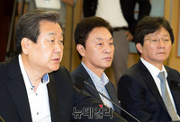 [포토] 북한도발 관련 발언하는 김무성 대표