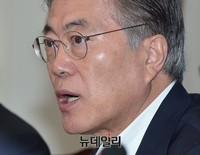 [포토] 발언하는 문재인 대표