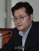 [포토] 새정치, 안전보장특위 간사 맡은 홍익표 의원