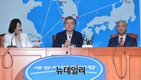 [포토] 새정치 찾은 추궈홍 주한 중국대사