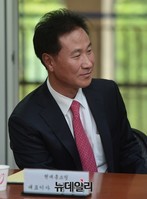 [포토] 간담회 참석한 현대홈쇼핑 강찬석 대표