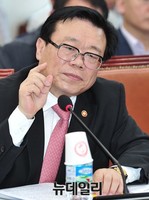 [포토] 발언하는 이동필 농림축산식품부 장관