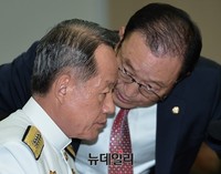 [포토] 대화나누는 최윤희-송영근