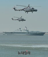 [포토] 적 잠수함 수색하는 해군 링스헬기