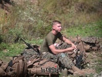 [포토] 김포 훈련장에서 점심먹는 미 해병