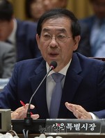 [포토] 서울시 국감, 답변하는 박원순 시장