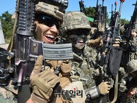[포토] 연합훈련으로 우정이 돈독해진 한미 해병대