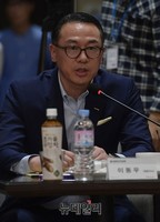 [포토] 이동통신 유통현장 간담회, 하이마트 이동우 대표