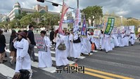 [포토] 박주신병역비리의혹, 신촌 가두행진하는 엄마부대